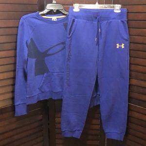 Under Armour sweat suit size yxl